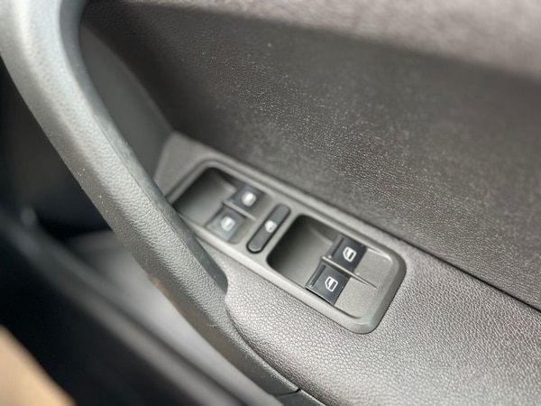 Used Skoda Yeti 2015 for sale - 75680858: Photo 37
