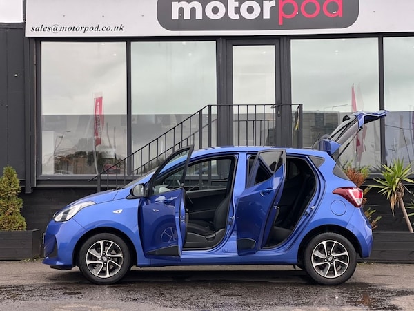 Used Hyundai i10 2018 for sale - 76291622: Photo 15