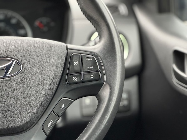 Used Hyundai i10 2018 for sale - 76291622: Photo 33
