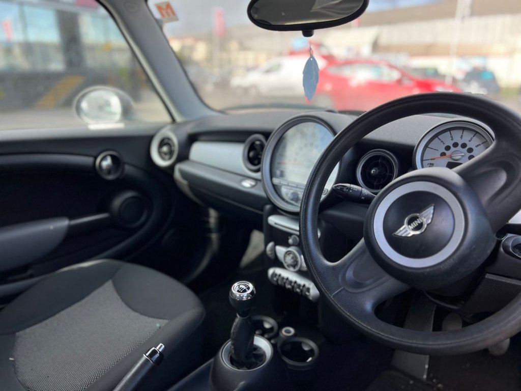 Used MINI Hatch 2007 for sale - 76496210: Photo 3