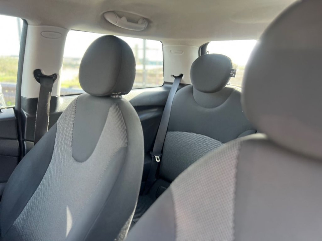 Used MINI Hatch 2007 for sale - 76496210: Photo 5