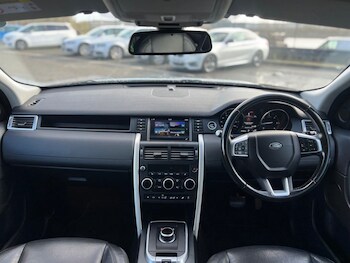 Used Land Rover Discovery Sport 2016 for sale - 77520871: Photo