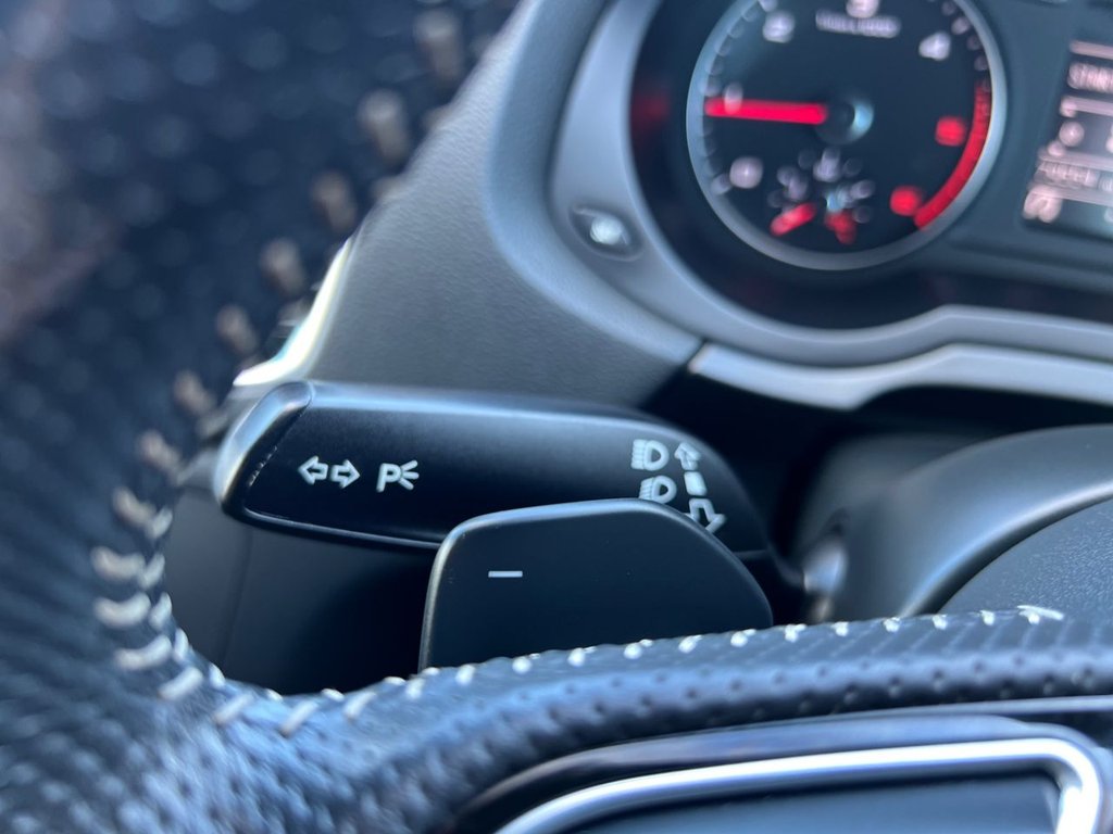 Used Audi Q3 2016 for sale - 77608402: Photo 14