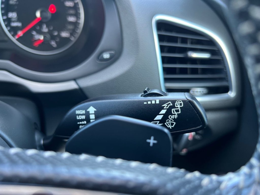 Used Audi Q3 2016 for sale - 77608402: Photo 17