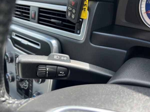 Used Volvo V70 2013 for sale - 75028729: Photo 29
