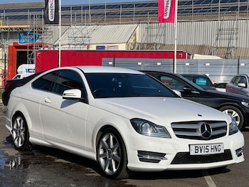 Used Mercedes-Benz C Class 2015 for sale - 77748144: Photo