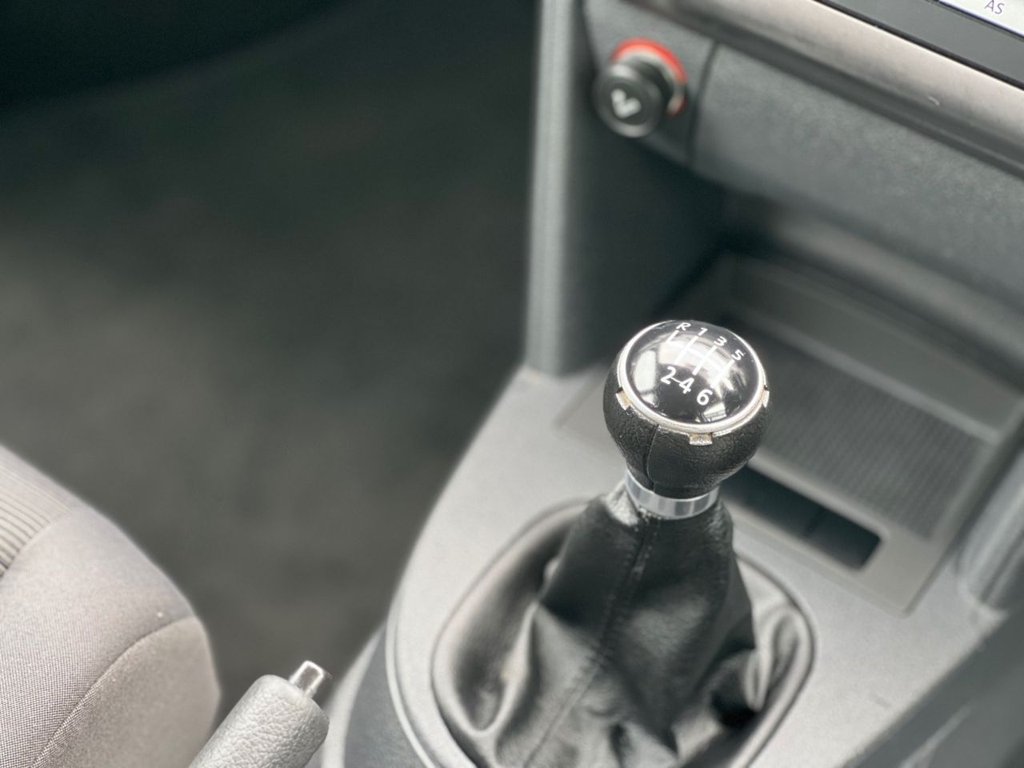 Used Volkswagen Touran 2008 for sale - 76210144: Photo 12