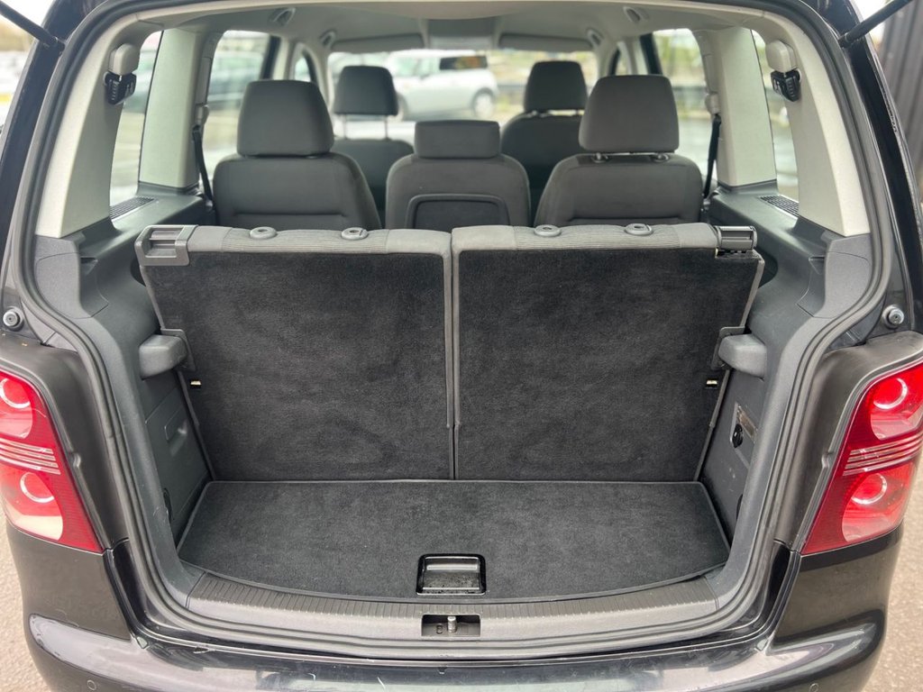 Used Volkswagen Touran 2008 for sale - 76210144: Photo 22