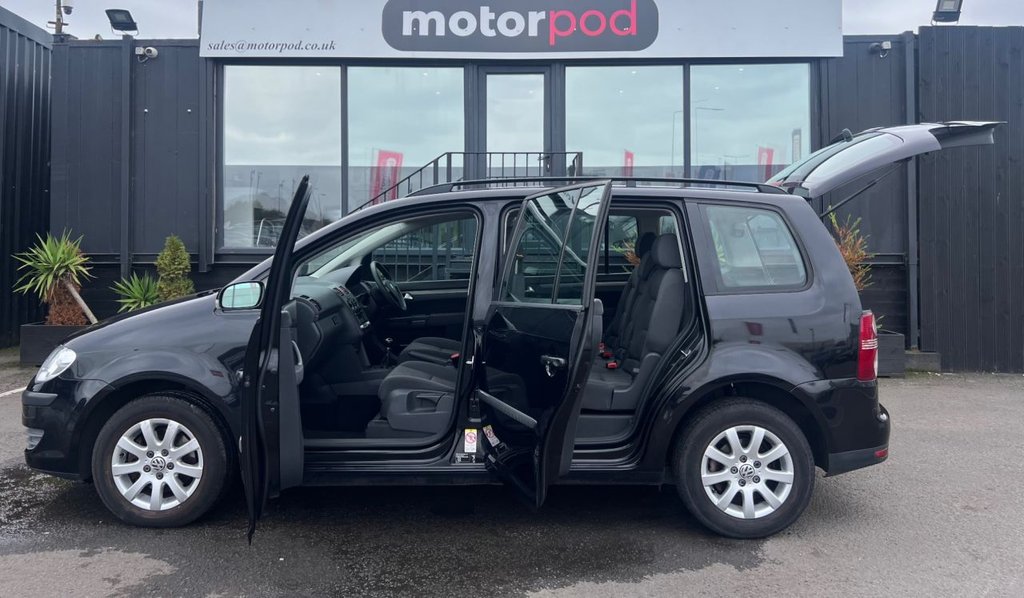 Used Volkswagen Touran 2008 for sale - 76210144: Photo 31