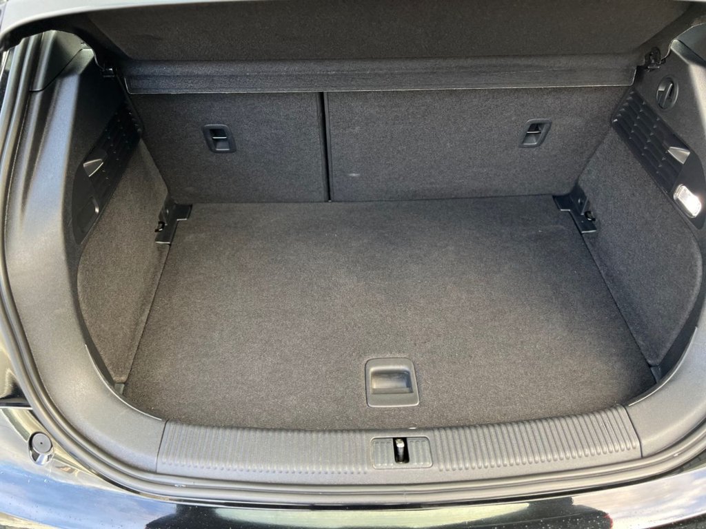 Used Audi A1 2015 for sale - 76900686: Photo 11