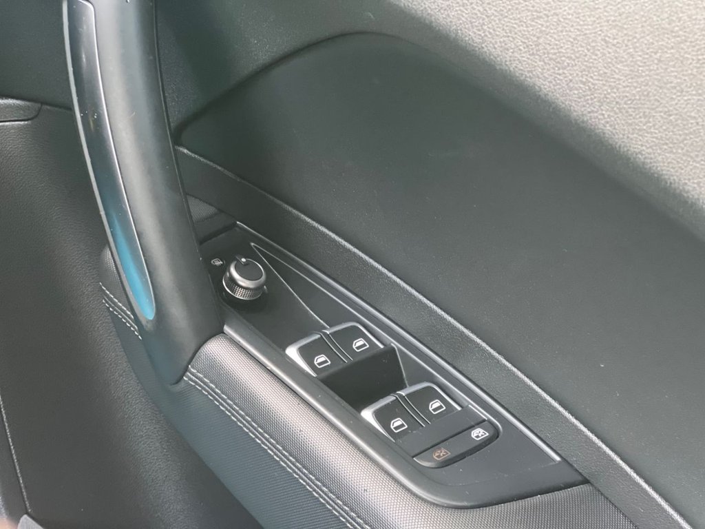 Used Audi A1 2015 for sale - 76900686: Photo 22