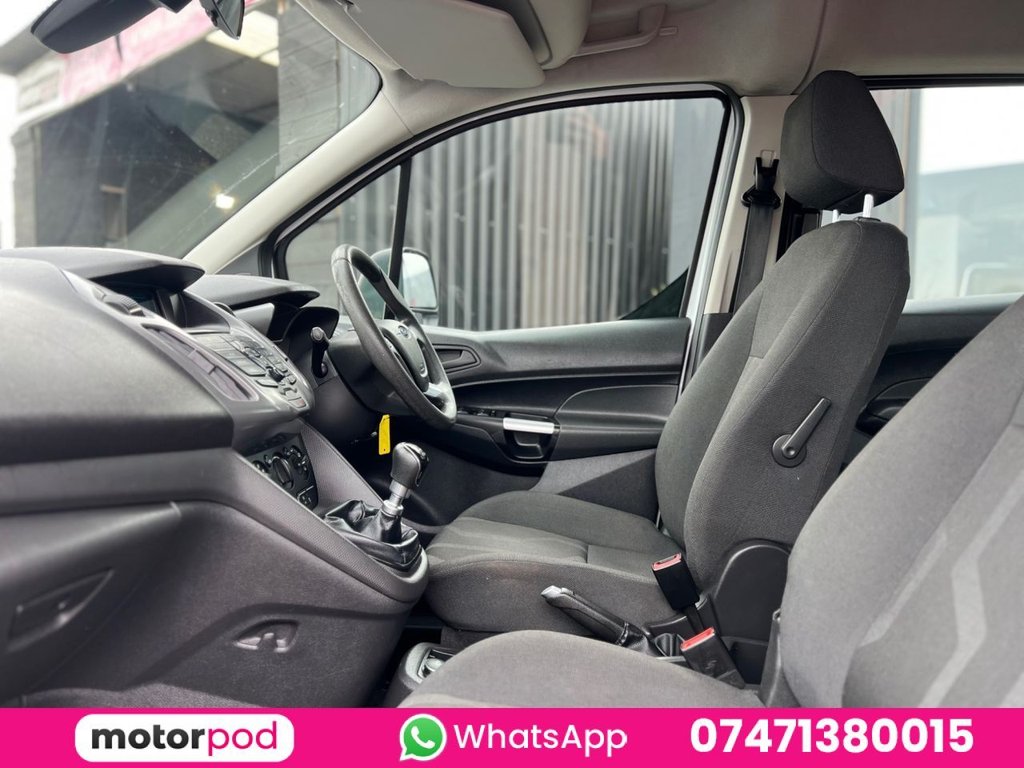 Used Ford Grand Tourneo Connect 2015 for sale - 76106190: Photo 10