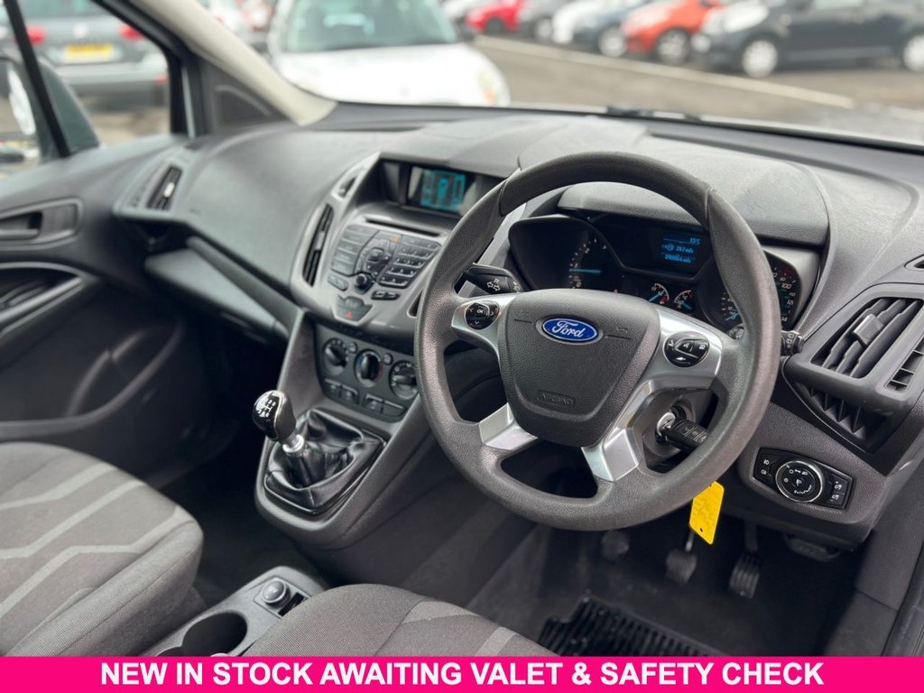 Used Ford Grand Tourneo Connect 2015 for sale - 76106190: Photo 6