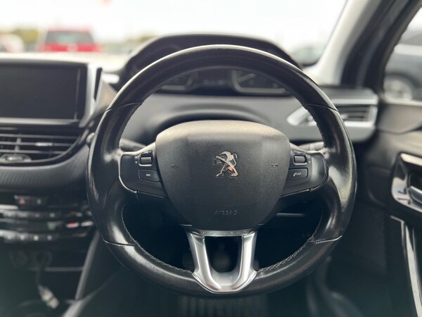 Used Peugeot 208 2019 for sale - 76279881: Photo 12
