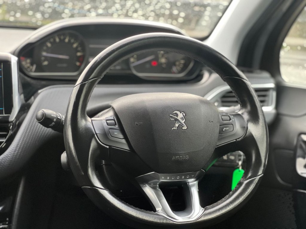 Used Peugeot 208 2019 for sale - 76279881: Photo 14