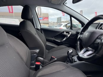 Used Peugeot 208 2019 for sale - 76279881: Photo