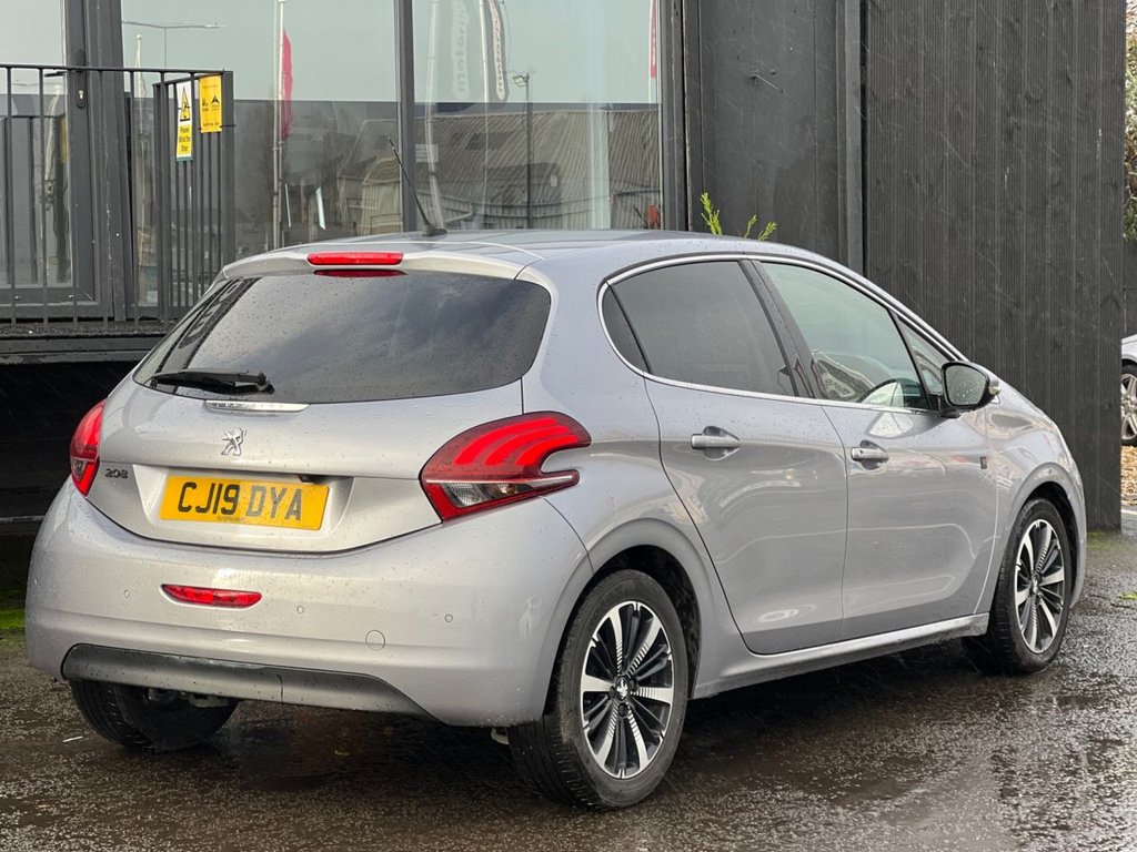 Used Peugeot 208 2019 for sale - 76279881: Photo 6