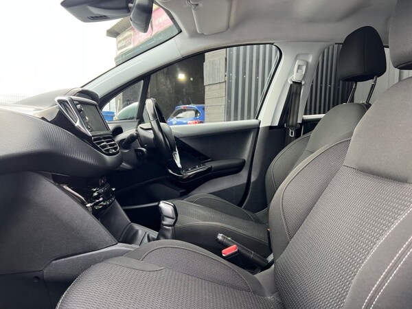 Used Peugeot 208 2019 for sale - 76279881: Photo 9