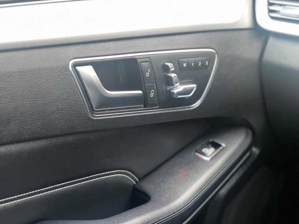 Used Mercedes-Benz E Class 2014 for sale - 76595978: Photo 31