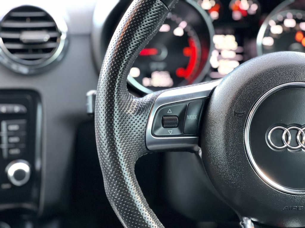 Used Audi TT 2012 for sale - 76417319: Photo 17