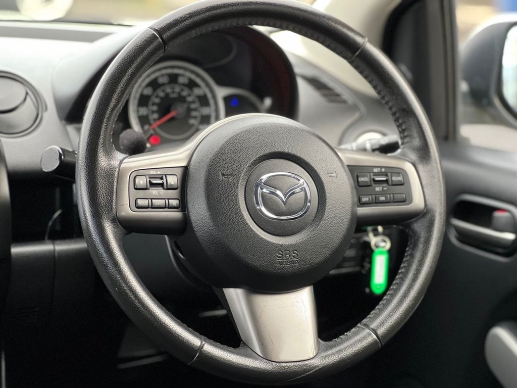 Used Mazda Mazda2 2012 for sale - 76172829: Photo 8