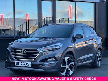 2017 (88) - 2.0 CRDi Premium SE SUV 5dr Diesel Manual 4WD Euro 6 (136 ps)