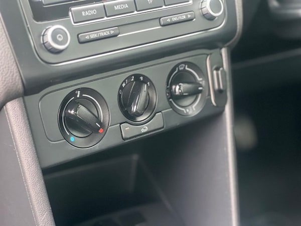 Used Volkswagen Polo 2013 for sale - 76223399: Photo 19