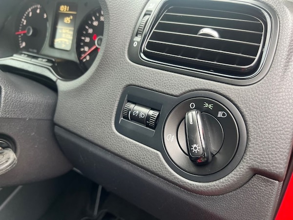 Used Volkswagen Polo 2013 for sale - 76223399: Photo 25