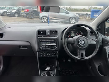 Used Volkswagen Polo 2013 for sale - 76223399: Photo 4
