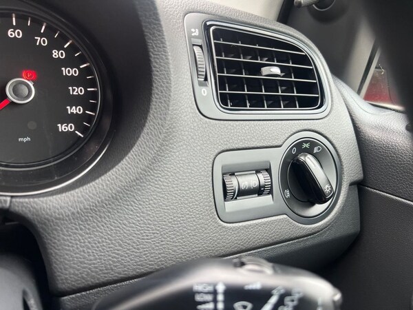 Used Volkswagen Polo 2013 for sale - 76223399: Photo 8
