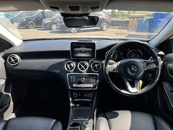 Used Mercedes-Benz A-Class 2016 for sale - 79587625: Photo