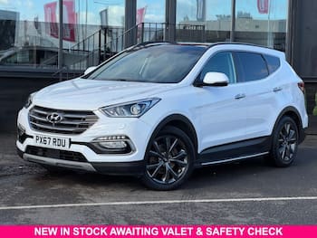 Used Hyundai Santa Fe 2017 for sale - 79843272: Photo
