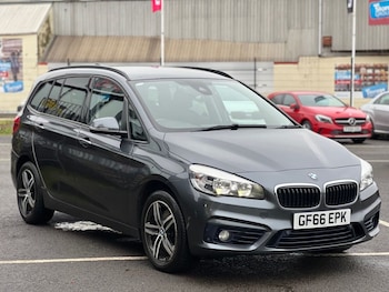 Used BMW 2 Series 2016 for sale - 77200240: Photo