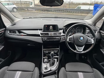 Used BMW 2 Series 2016 for sale - 77200240: Photo