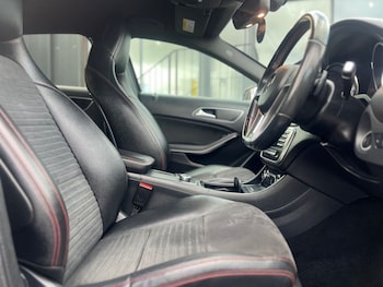 Used Mercedes-Benz GLA 2015 for sale - 76118843: Photo 2