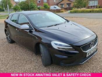 2017 (67) - D2 [120] R DESIGN Nav Plus 5dr