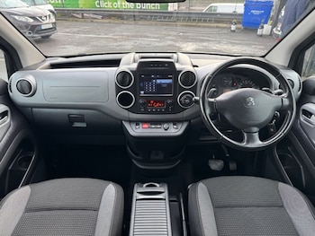 Used Peugeot Partner Tepee 2017 for sale - 77200382: Photo