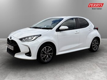 Used Toyota Yaris 2023 for sale - 78454154: Photo