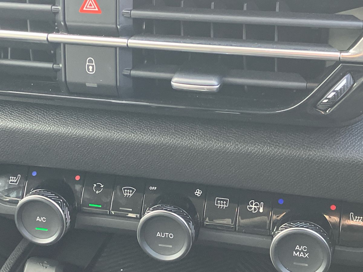 Used Citroen C4 2025 for sale - 75970698: Photo 12