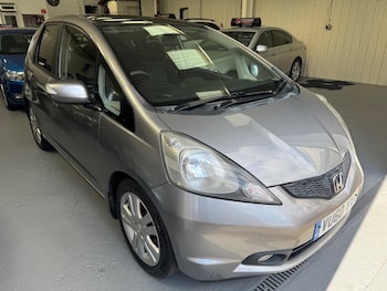 Used Honda Jazz 2010 for sale - 79012932: Photo