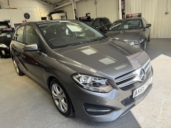 Used Mercedes-Benz B Class 2015 for sale - 79012339: Photo