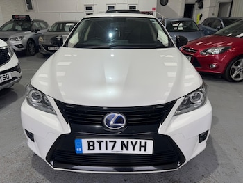 Used Lexus CT 2017 for sale - 79012437: Photo