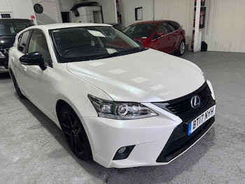 Used Lexus CT 2017 for sale - 79012437: Photo