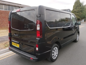 Used Vauxhall Vivaro 2018 for sale - 79536232: Photo