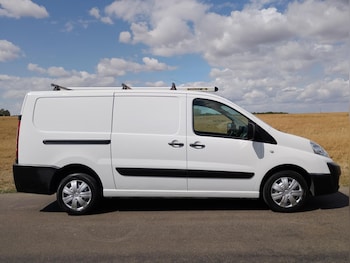Used Toyota ProAce 2015 for sale - 79572607: Photo