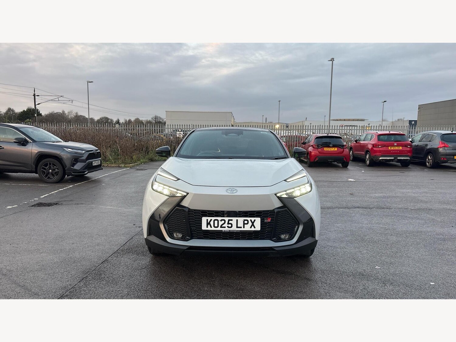Used Toyota C-HR 2025 for sale - 77344698: Photo 17