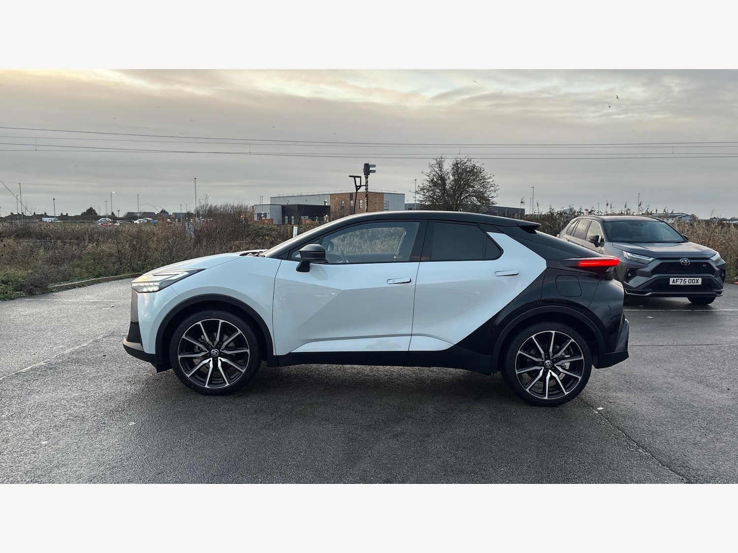 Used Toyota C-HR 2025 for sale - 77344698: Photo 19
