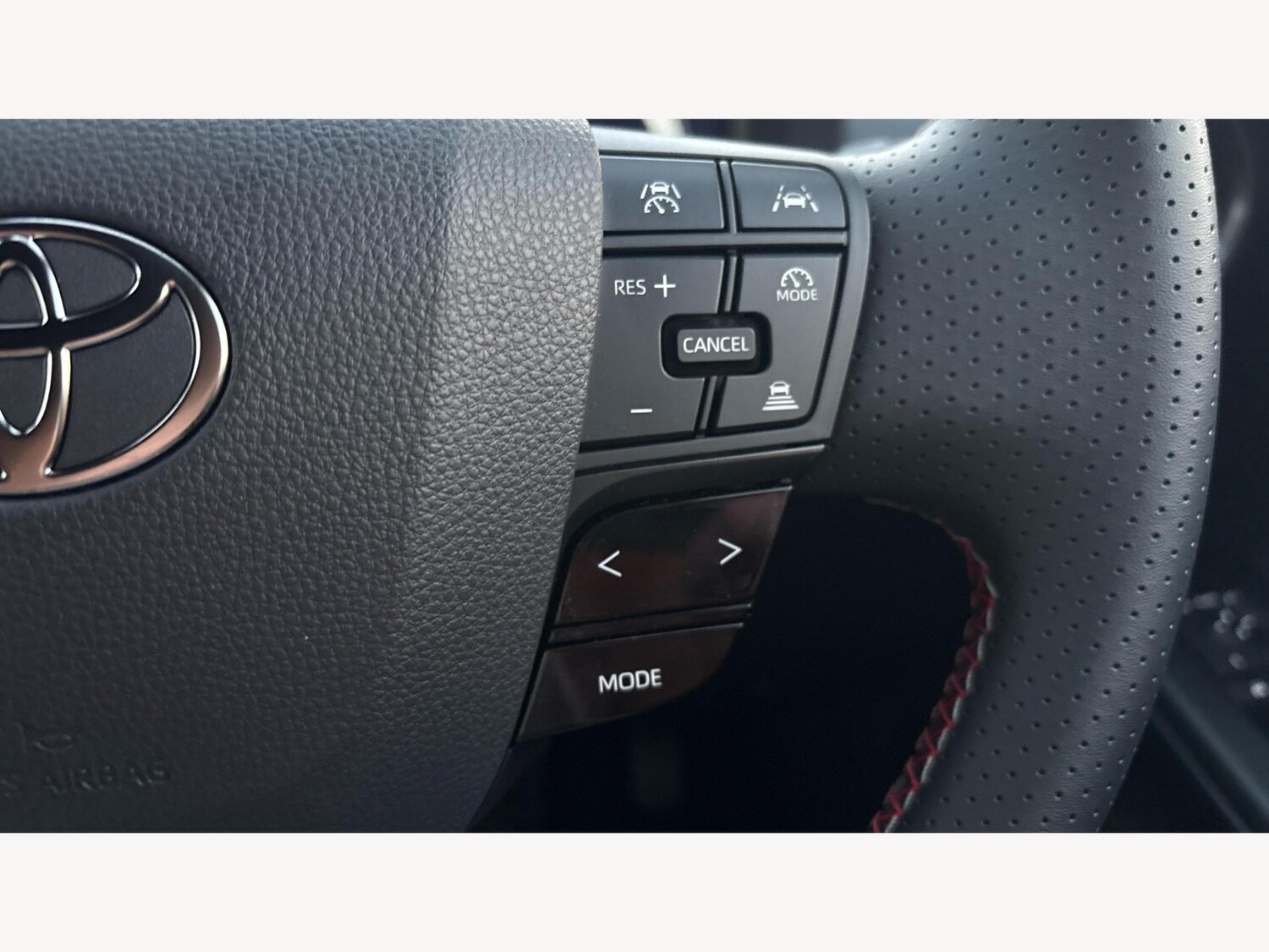 Used Toyota C-HR 2025 for sale - 77344698: Photo 25