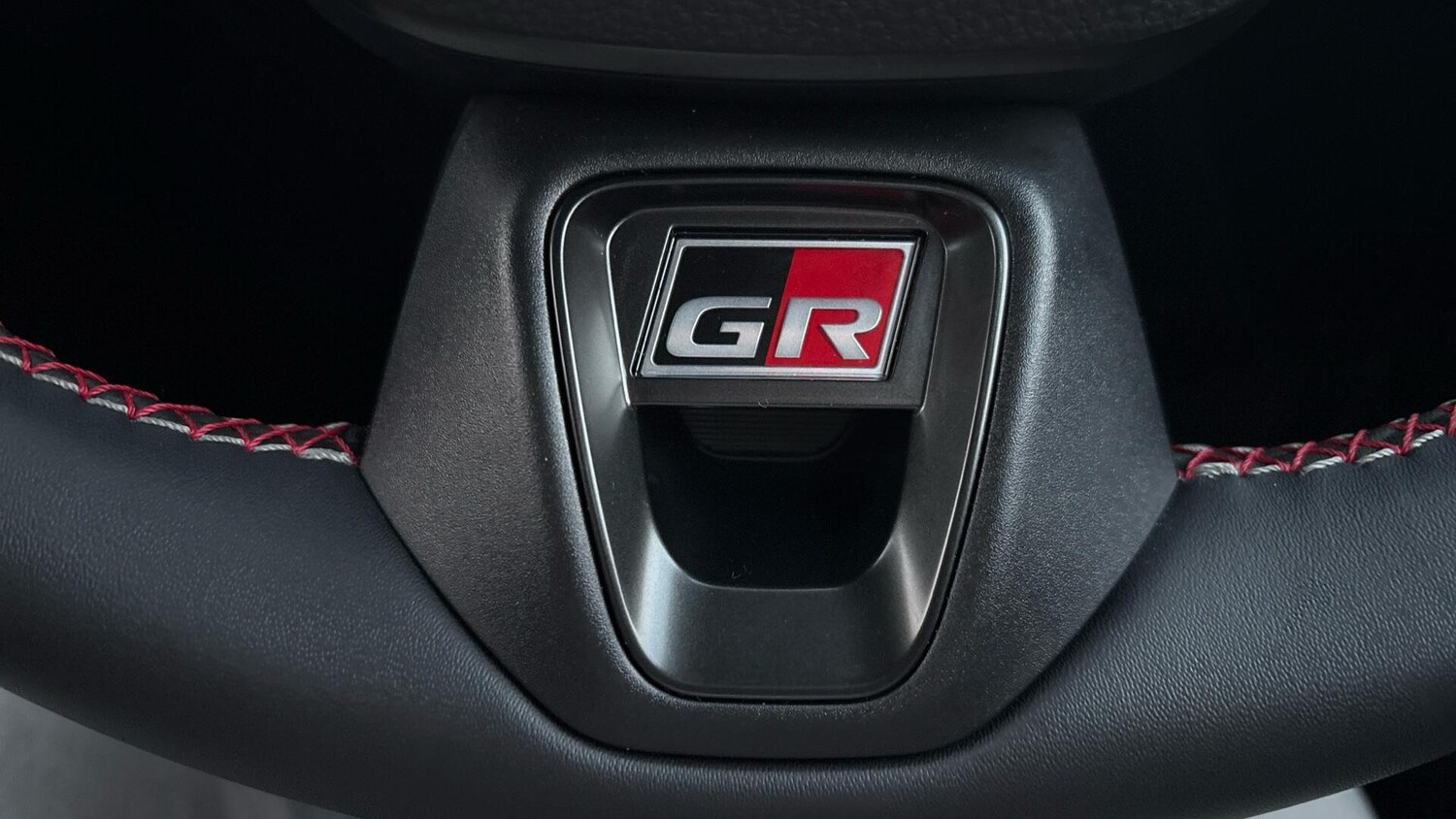 Used Toyota C-HR 2025 for sale - 77344698: Photo 34