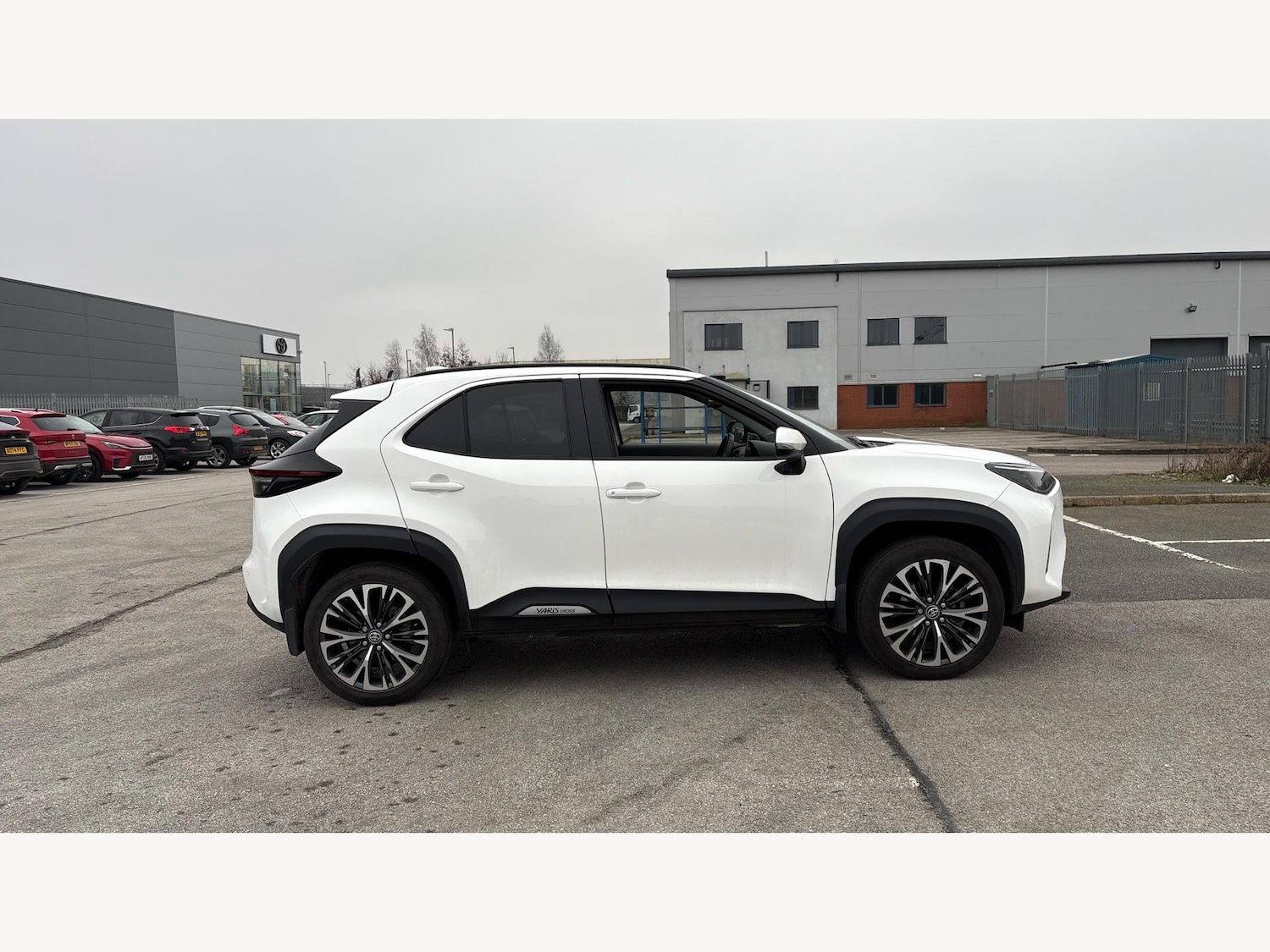 Used Toyota Yaris Cross 2023 for sale - 77425514: Photo 18